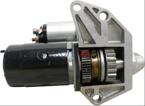 Anlasser Mazda 323 F 2.0i 626 2.5i Eunos 30X 1.8i MS-8 2.0i MX-6 2.5i Xedos-6 2.0i Bosch 0986020511 Mitsubishi M001T95281 M001T96281 M002T24281 M002T25581 M002T25681 M1T95281 M1T96281 M2T24281 M2T25581 M2T25681 12 Volt 1,6 KW