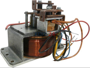 Magnetschalter für Anlasser der 0001601...-Serie 0001601009 0001601010 0001601013 0001601016 0001601019 Serie Bosch 0331500003 SHSM8E3Z 24 Volt Made in Germany